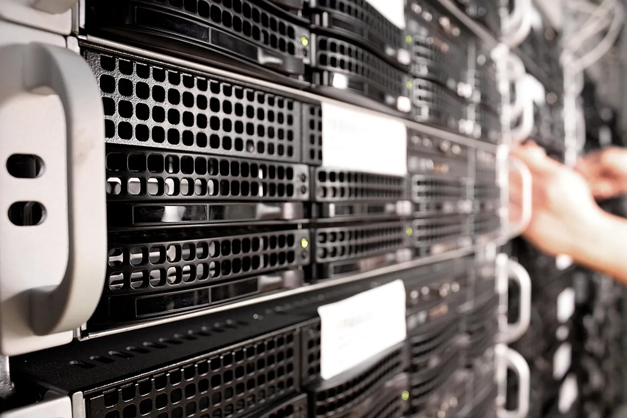 Server, cloud, development