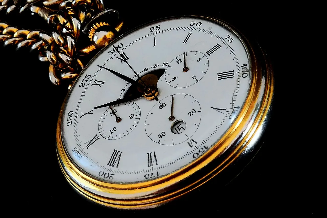 Clock, pocket watch, clockwork