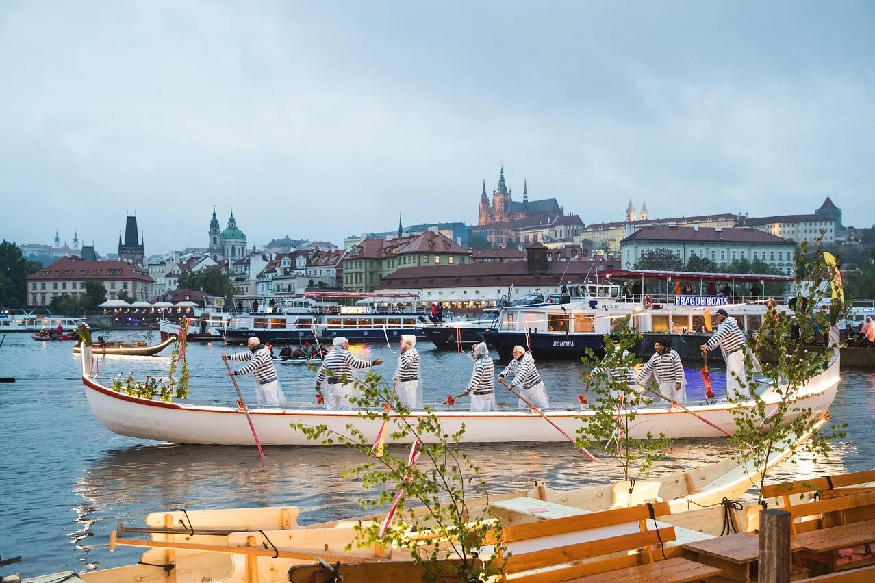 Prague, festival, river